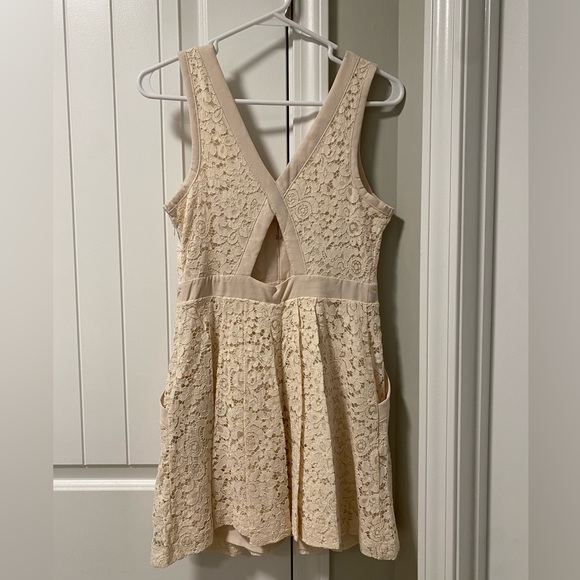 Lace Dress - Picture 2 of 2